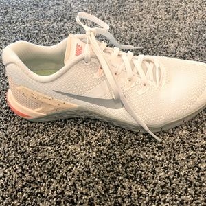 Womens Nike Metcon Training Shoes